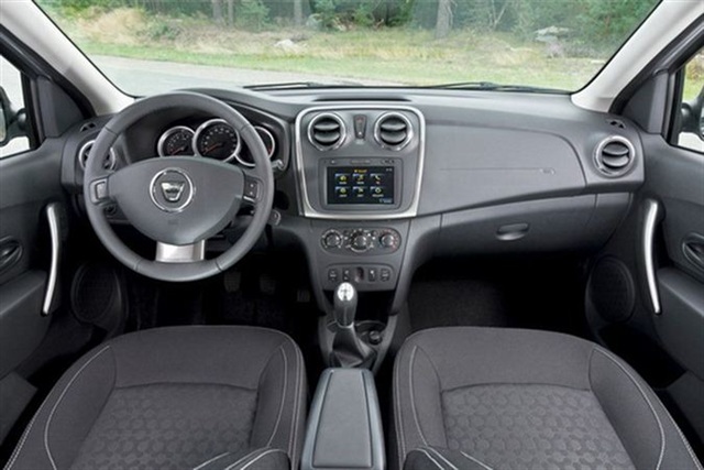 İşte Yeni Dacia Logan'ın İlk Fotoğrafları! 4