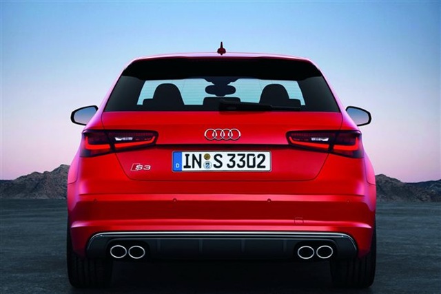Yeni 2013 Audi S3 296 HP 11