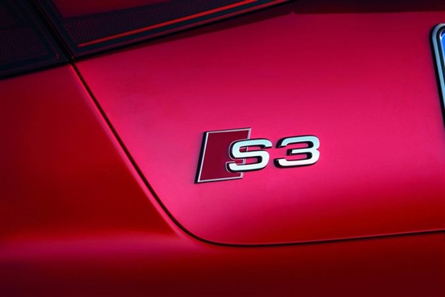 Yeni 2013 Audi S3 296 HP 23