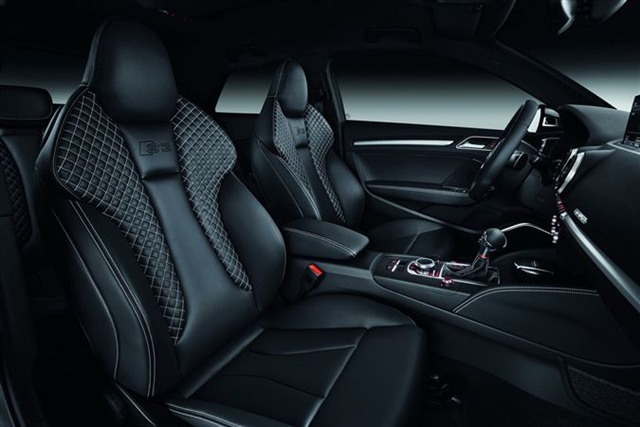 Yeni 2013 Audi S3 296 HP 32