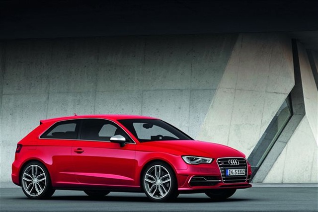 Yeni 2013 Audi S3 296 HP 9