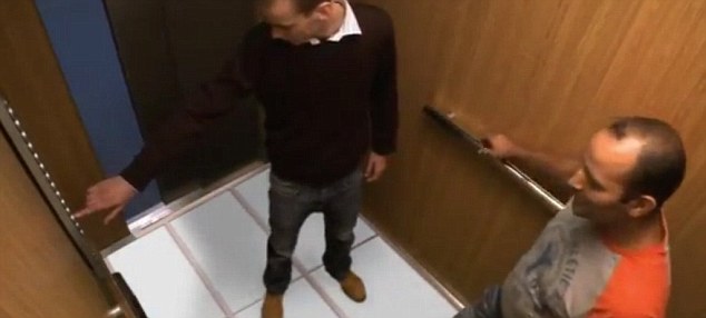 Asansörde korku dolu anlar 7