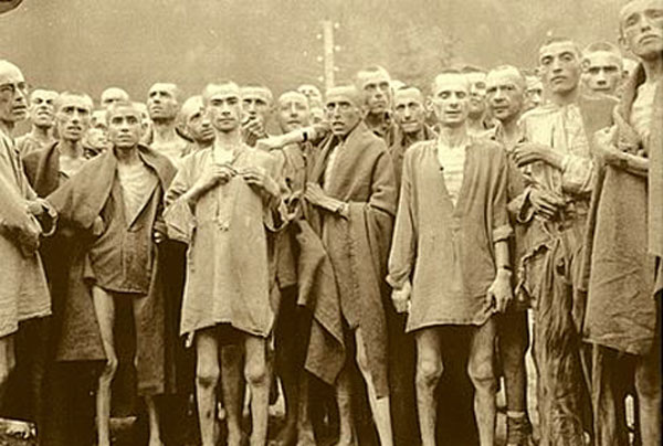 Auschwitz kampının fotoğrafçısı öldü 8