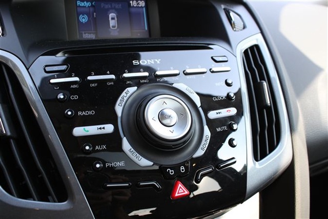 Ford Focus 1.0 Ecoboost 26