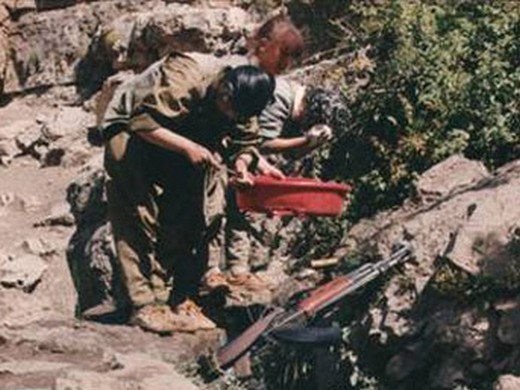 Kadın PKK'lıların içler acısı görüntüleri! 10