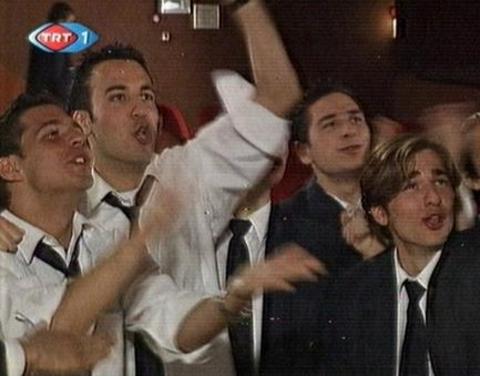Genç yıldızların inanılmaz değişimi! 10