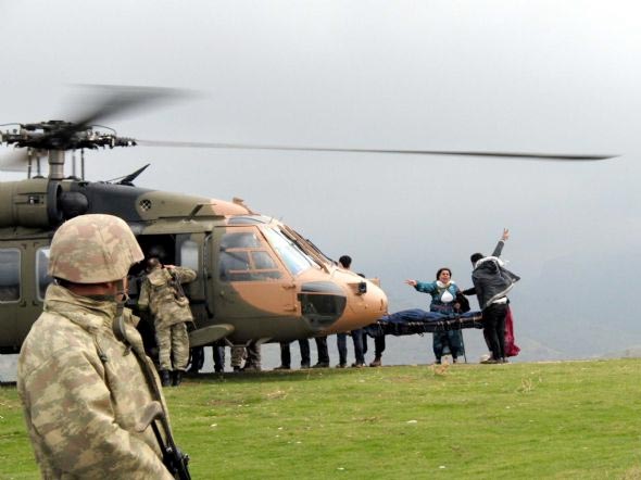 Asker öldürülen PKK'lıları böyle taşıdı 2