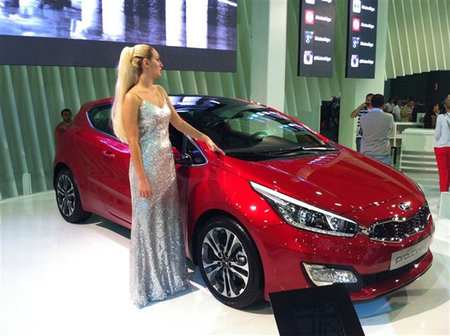 2012 İstanbul Auto Show - KIA 2