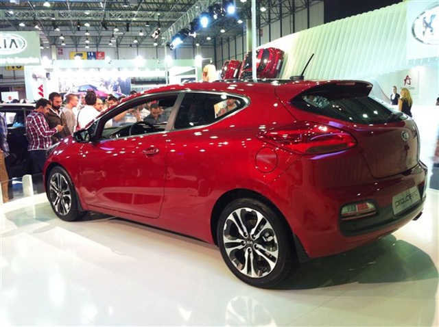 2012 İstanbul Auto Show - KIA 4