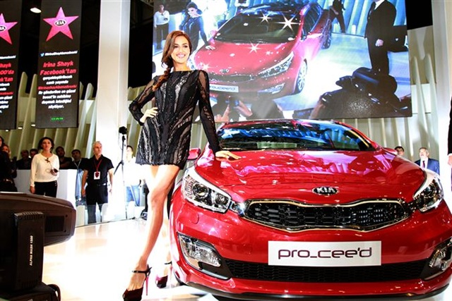 Kia’nın Autoshow Fuarı’ndaki en önemli süprizi ünlü Top Model I 1