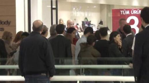 Lopez ilk girdiği mağazadan bunu aldı 6