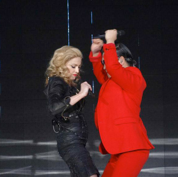 Madonna gangnam dansı yaptı 4