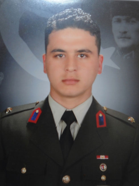 Türkiye 5 evladına ağlıyor 13