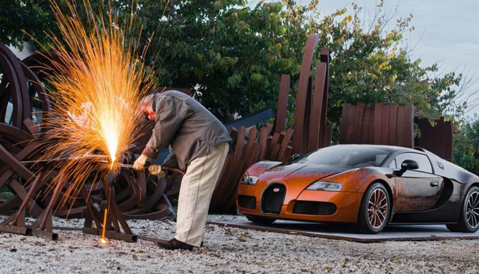 Bugatti öyle bir araba yaptı ki 1