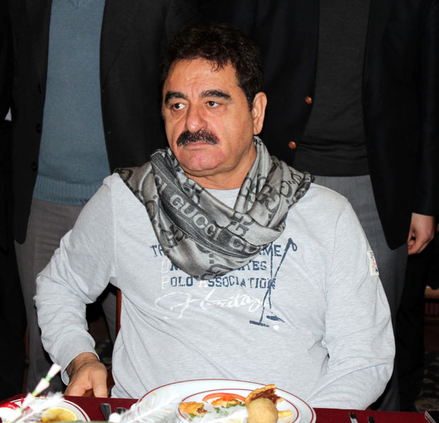 3 porsiyon kebapla kahvaltı 2