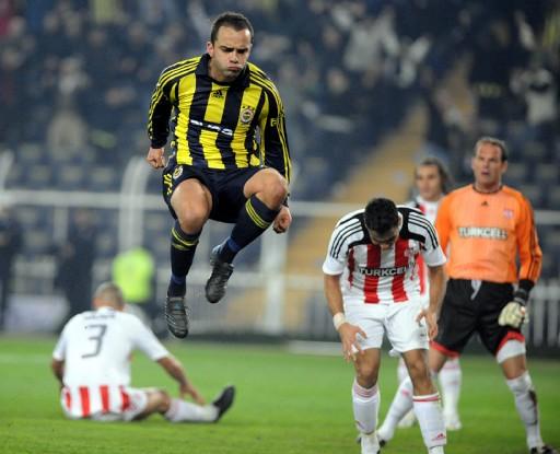 Fenerbahçe zirveye oynadı 17