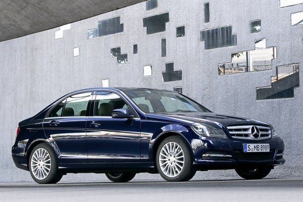 Mercedes C serisi yeni yüzünü gösterdi! Foto Galeri 5