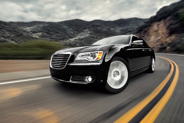 İşte Yeni Chrysler 300! - Gelecek ay yapılacak Detroit Motor Show’.. 24