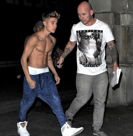 Çıplak Vatandaş Justin Bieber 2