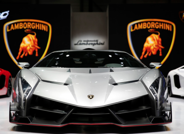 Lamborghini Veneno Gözleri Kamaştırdı 8