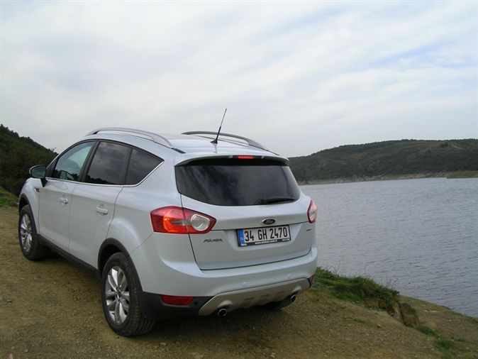 Kuga Selective 5K 2.0 TDCi Powershift 9