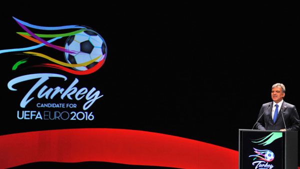 Türkiye ve dünyada 2010 futbolu 5