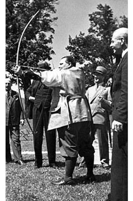 Hitler'in Noel Partisi... 10