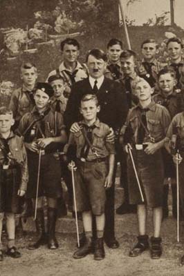 Hitler'in Noel Partisi... 37