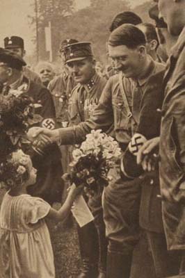 Hitler'in Noel Partisi... 43