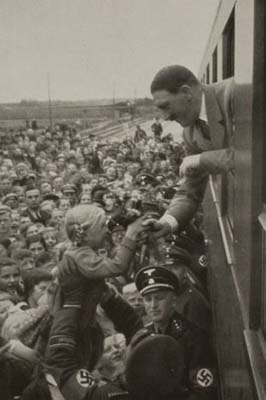 Hitler'in Noel Partisi... 52