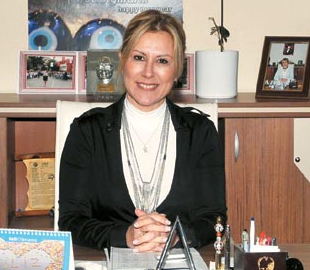 İşte Ahmet Özhan'ın Sevgilisi 10
