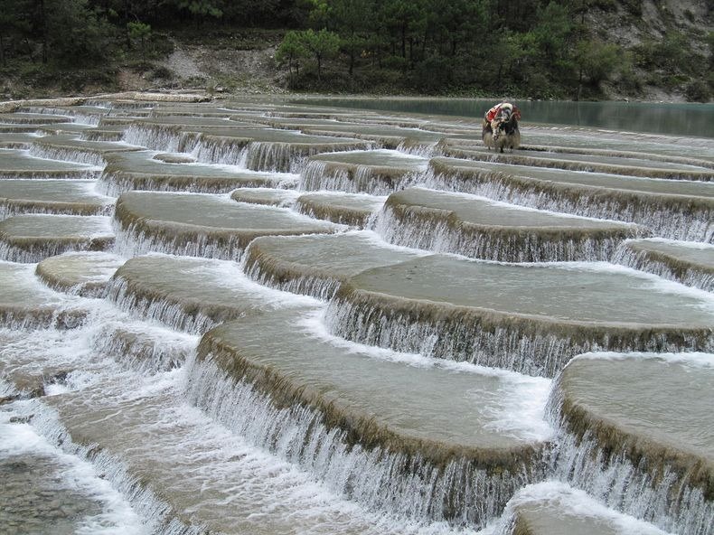 Çin'deki Pamukkale! Hayranlık Uyandırıyor 11