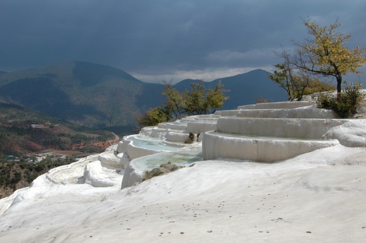 Çin'deki Pamukkale! Hayranlık Uyandırıyor 12