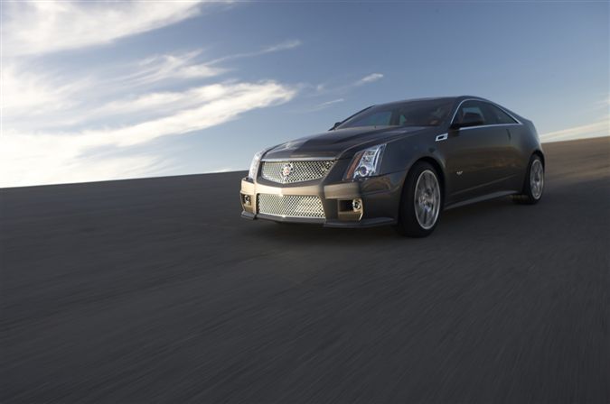 Cadillac CTS-V reklamı için Morpheus’u seçtiler 3