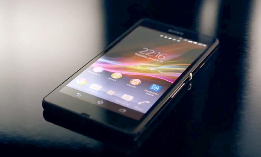 Sony'nin Su Geçirmeyen Telefonu 7