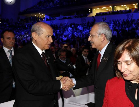 Erdoğan ile Kılıçdaroğlu Böyle Tokalaştı 1