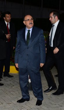 Devletin Zirvesi Düğünde Buluştu 19