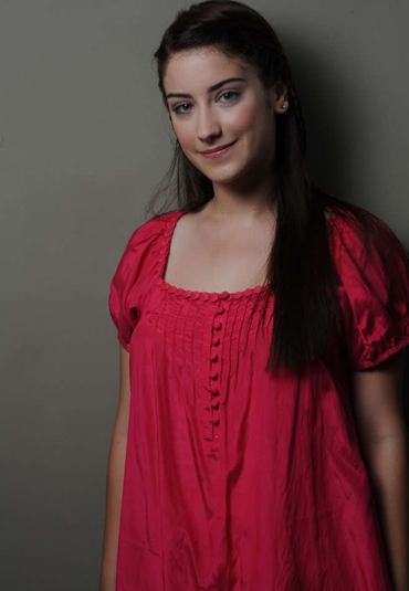 Hazal Kaya'nın Bu Hali Görenleri Şok Etti 15