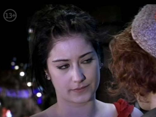 Hazal Kaya'nın Bu Hali Görenleri Şok Etti 6