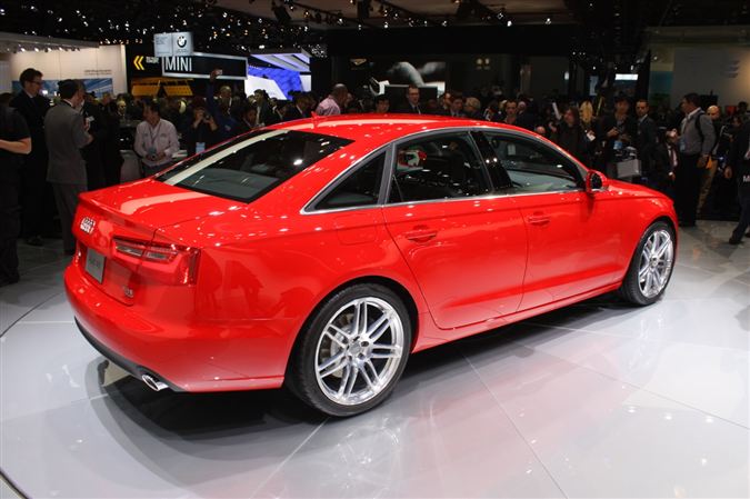 2011 Detroit Auto Show: 1.Gün 2