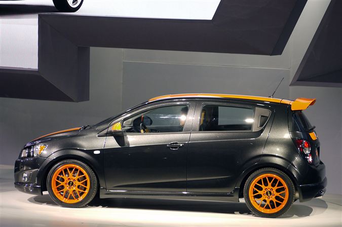 2011 Detroit Auto Show: 1.Gün 24