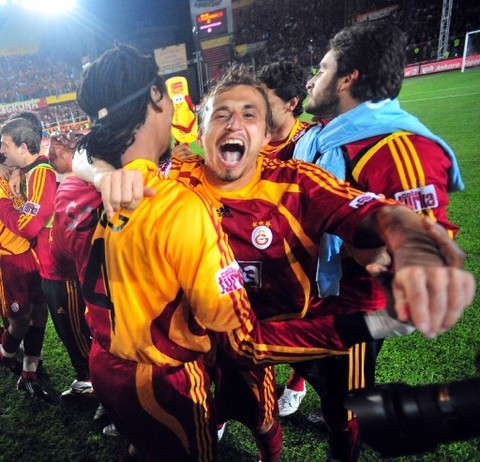 Bir devrin sonu! 13