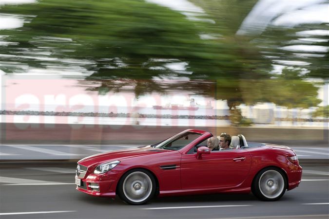 Mercedes SLK’nın ilk fotoğrafları! 4