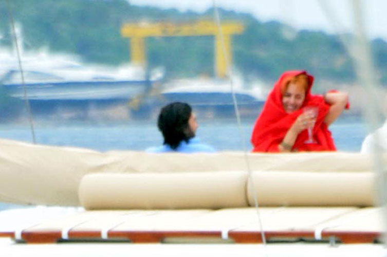 Muhteşem Yüzyıl'ın Hürrem'i Meryem Uzerli Bodrum'da 3