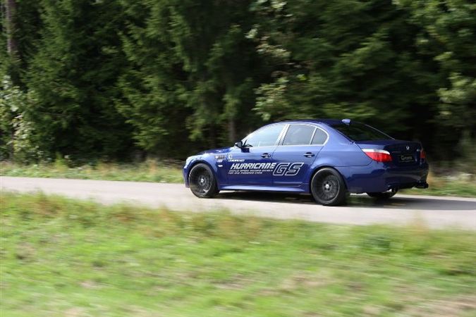 LPG'li ilk BMW M5! 9