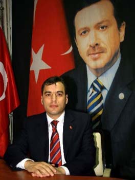 AK Parti'de 39 il başkanı istifa etti 31
