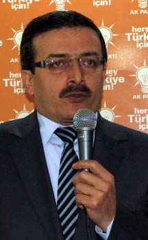 AK Parti'de 39 il başkanı istifa etti 7
