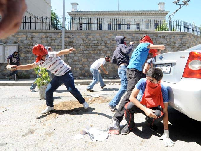 Dünya Basını Taksim Gezi Parkı Olaylarını Böyle Gösterdi 24