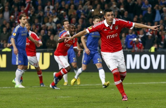 Cardozo Fenerbahçe'de 10