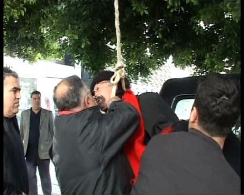 Küçük protestosu öldürüyordu 10